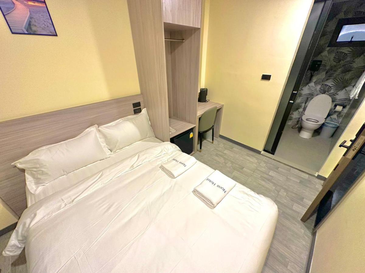 Nona Hotel, Bangkok Makkaszan Kültér fotó