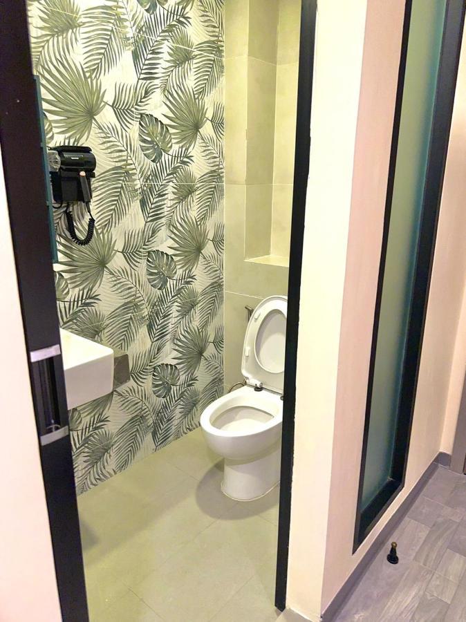 Nona Hotel, Bangkok Makkaszan Kültér fotó